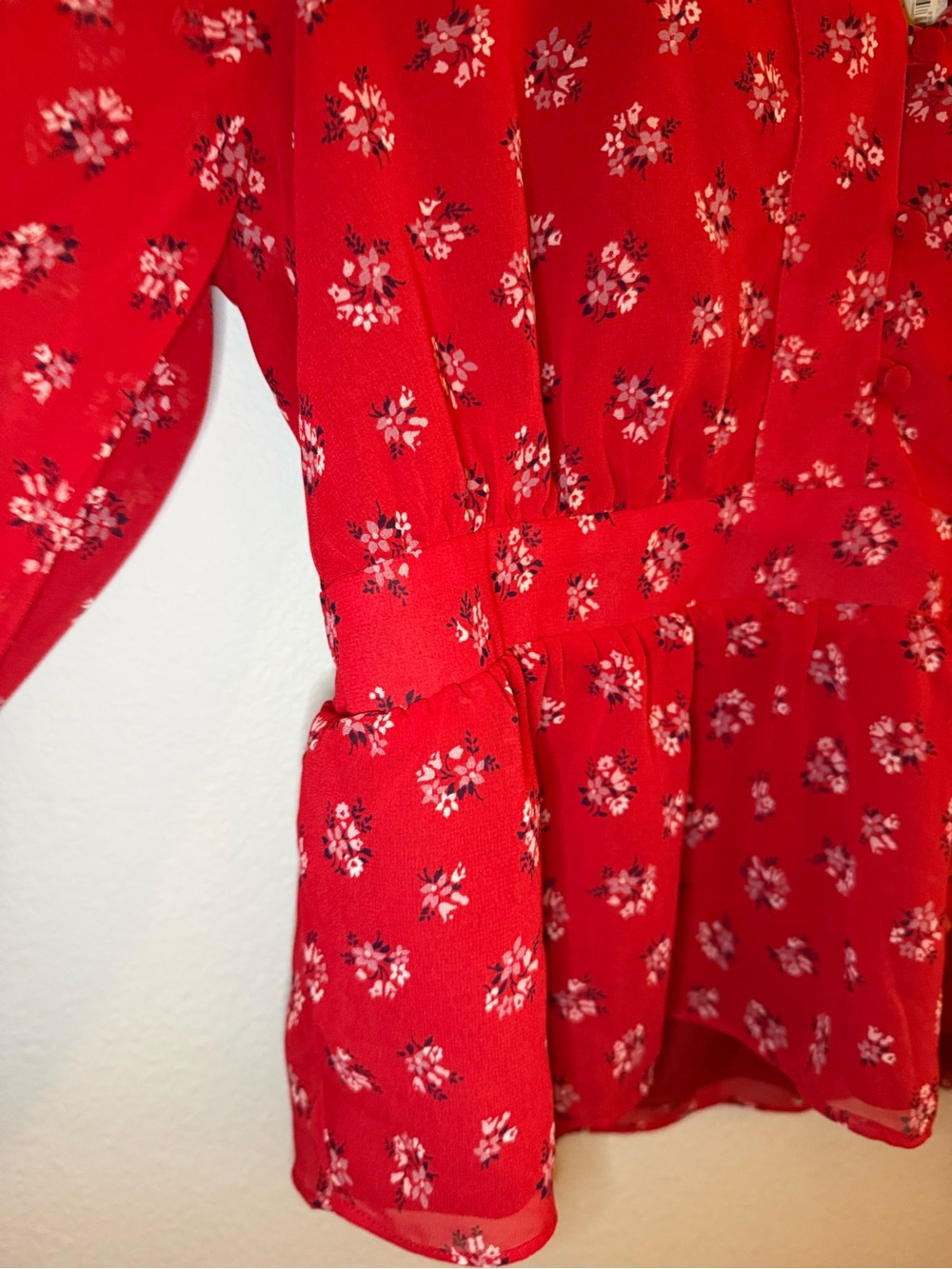 Madewell Red Floral Peplum V-Neck Blouse - Picture 6 of 7